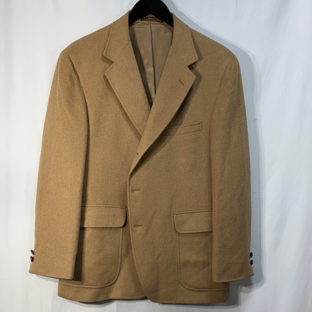 🦆 Huntington camel hair, three button Classic Tan Blazer